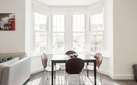 Kennington Apartment A/Apartment